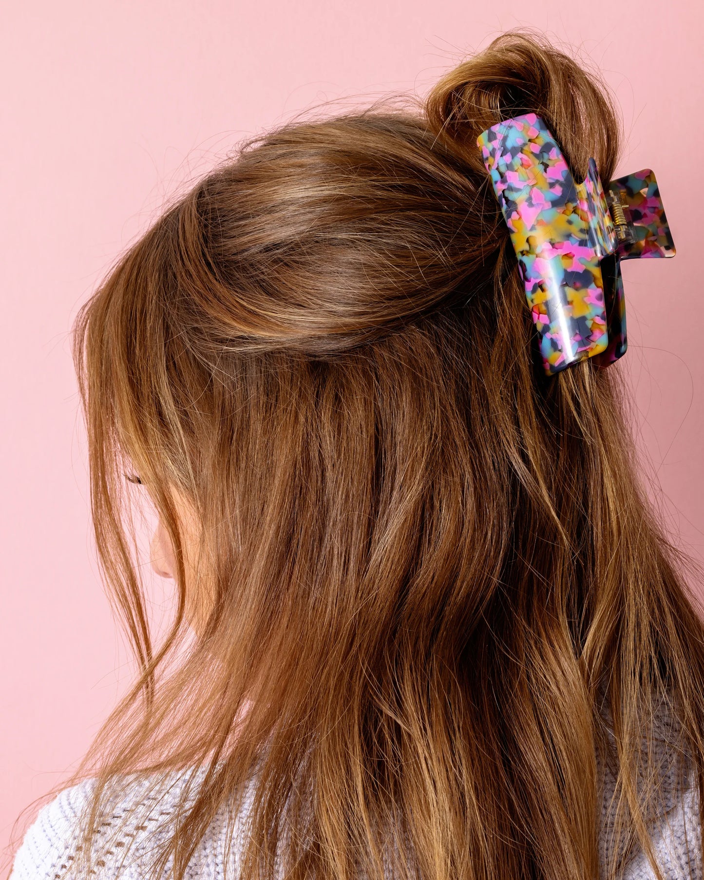 Bright Tortoise Claw Clip